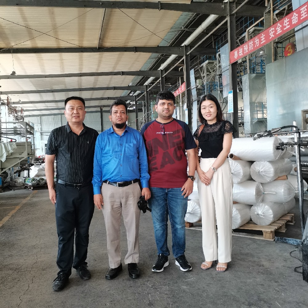 Customers from Bangladesh are welcome to visit our workshop